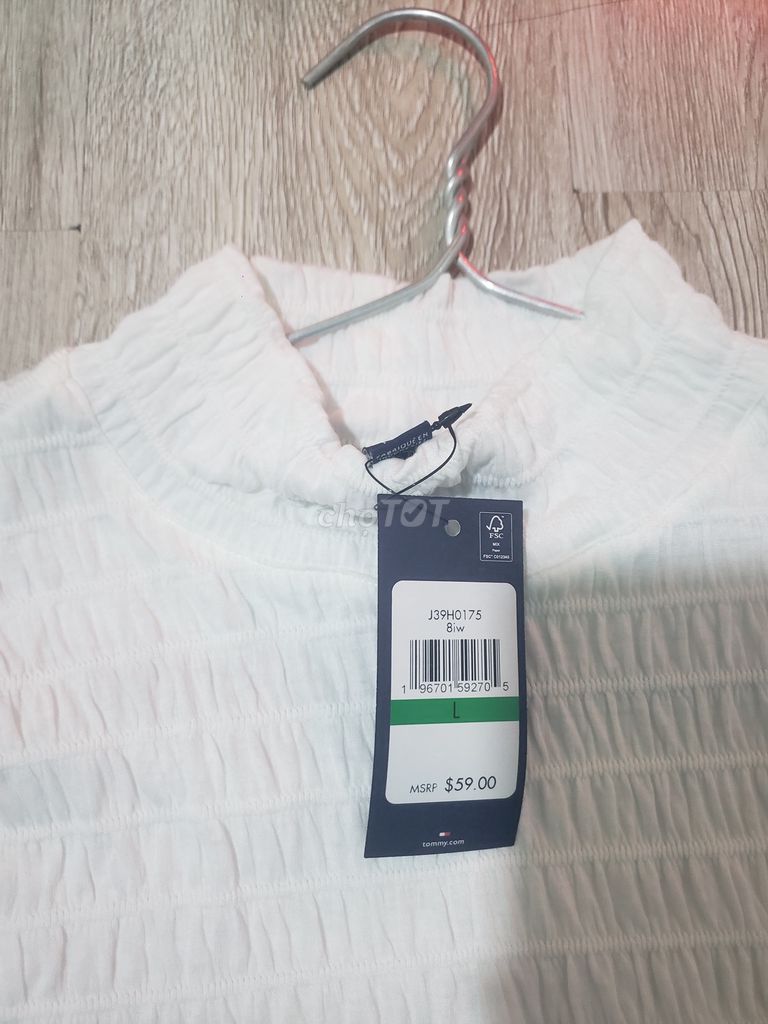 Áo Nữ Tommy Hilfiger Trắng Thoáng mát USA. Mua bán Quần áo tại Quận Bình Tân Tp Hồ Chí Minh được đăng bởi Tuấn hình 1