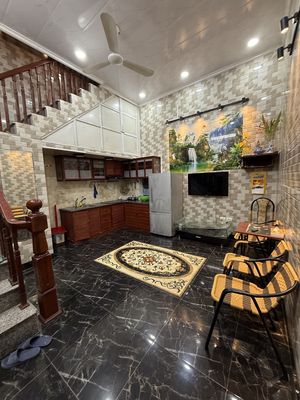 CHO THUÊ NHÀ NGUYÊN CĂN GẦN MẶT HỒ TÂY