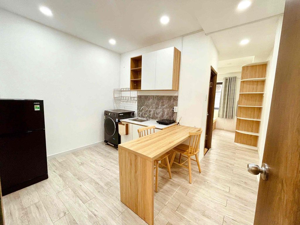 Cho thuê căn 1pn tách bếp máy giặt full nt Nguyễn Thị Minh Khai quận 1