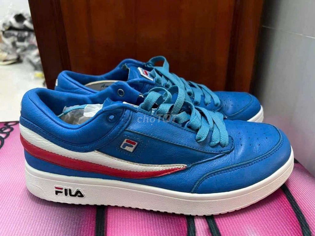 Giày Fila xịn Màu Độc Đẹp Size 42