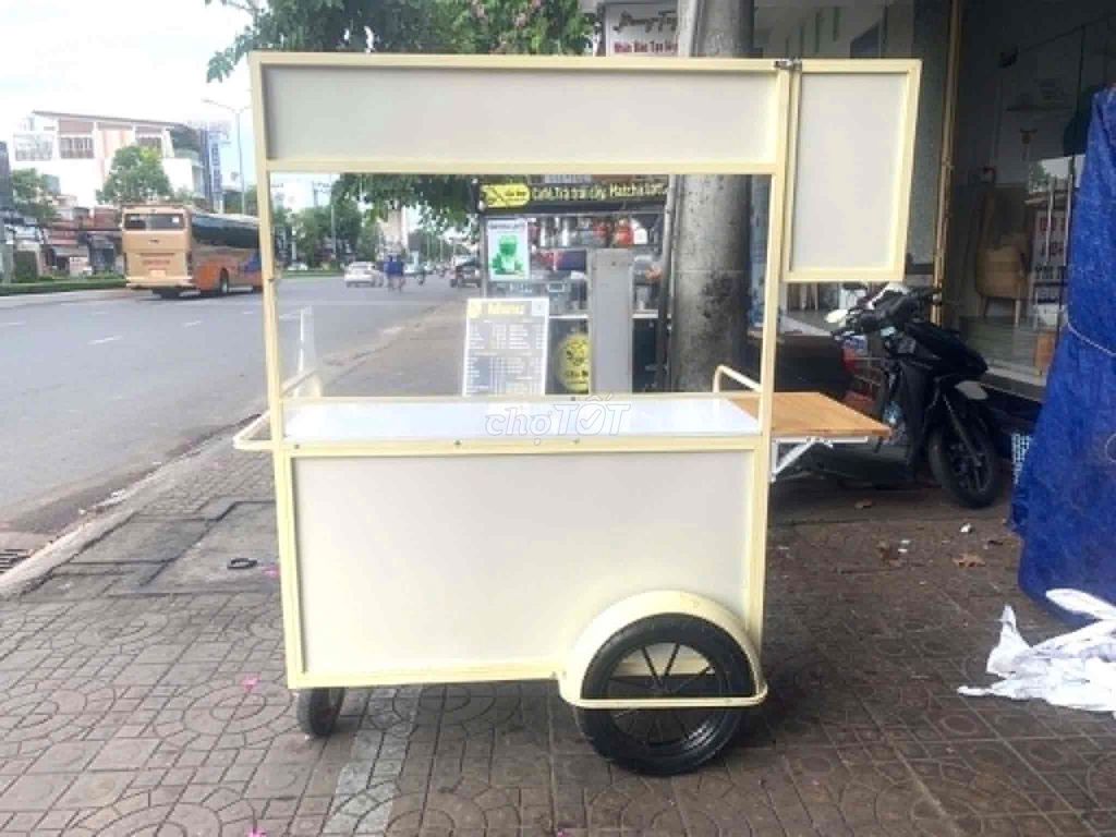 Xe bán hàng rong Kim loại Kem 1m2x50 cũ. Mua bán Đồ chuyên dụng, Giống nuôi trồng tại Quận Cái Răng Cần Thơ được đăng bởi Anna Nguyễn hình 1