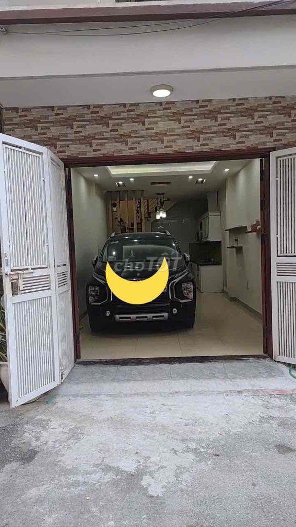 Cho Thuê Nhà Ngọc Thuỵ 4Tầng 3PN,ôtô 7chỗ vào tận nhà, ngõ ô tô tránh,