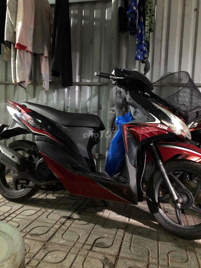 SYM Attila Passing 125cc Красно-черный
