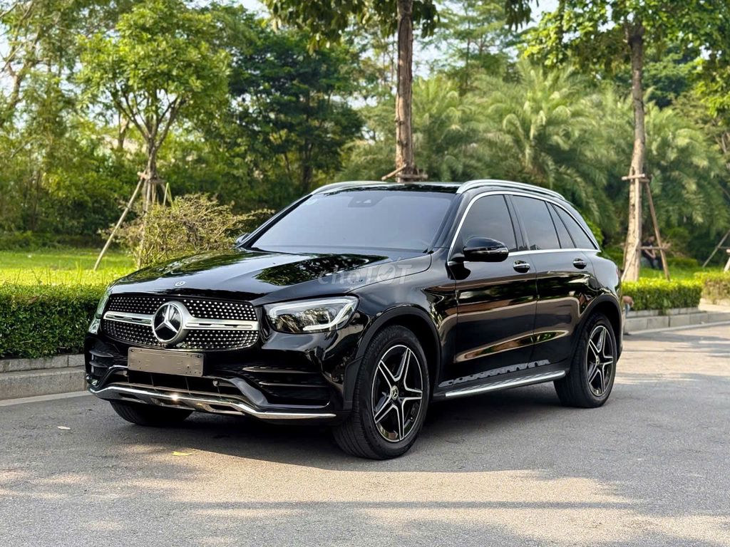 Mercedes Benz GLC 2022 - 2900 km