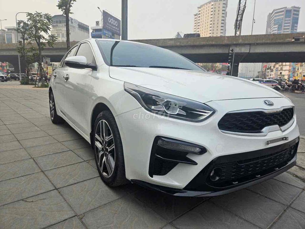 Kia Cerato 2019 2.0 AT Premium - 45000 km. Mua bán Ô tô tại Quận Thanh Xuân Hà Nội được đăng bởi Nguyen van Nam hình 4