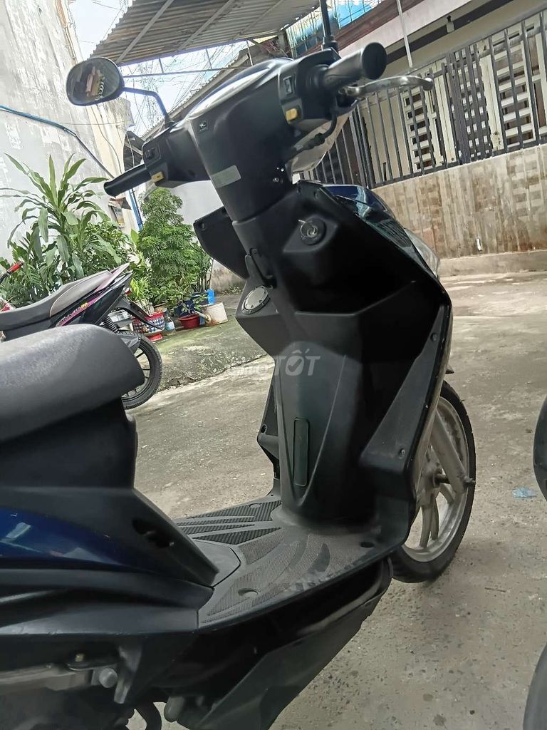 Xe hảng kymco  màu xanh. Mua bán Xe máy tại Thành phố Thủ Đức Tp Hồ Chí Minh được đăng bởi Giang hình 1