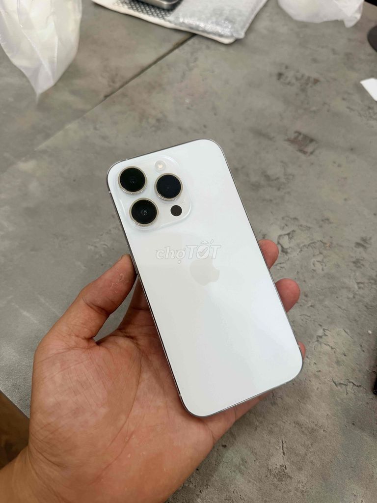 IPhone 14 Pro 128Gb zin áp . nợ xấu trả trước 7tr5. Mua bán Điện thoại tại Quận Ngũ Hành Sơn Đà Nẵng được đăng bởi Nghĩa  hình 1