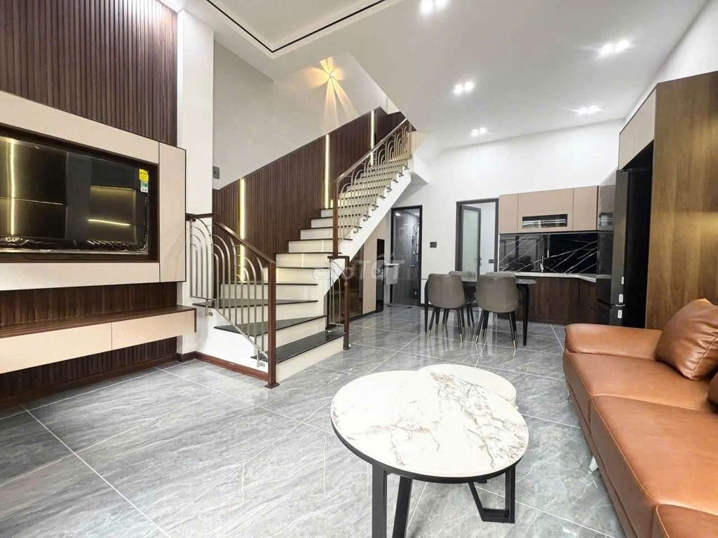 Brand-new 3-storey house off Nguyễn Phước Nguyên — photo 2