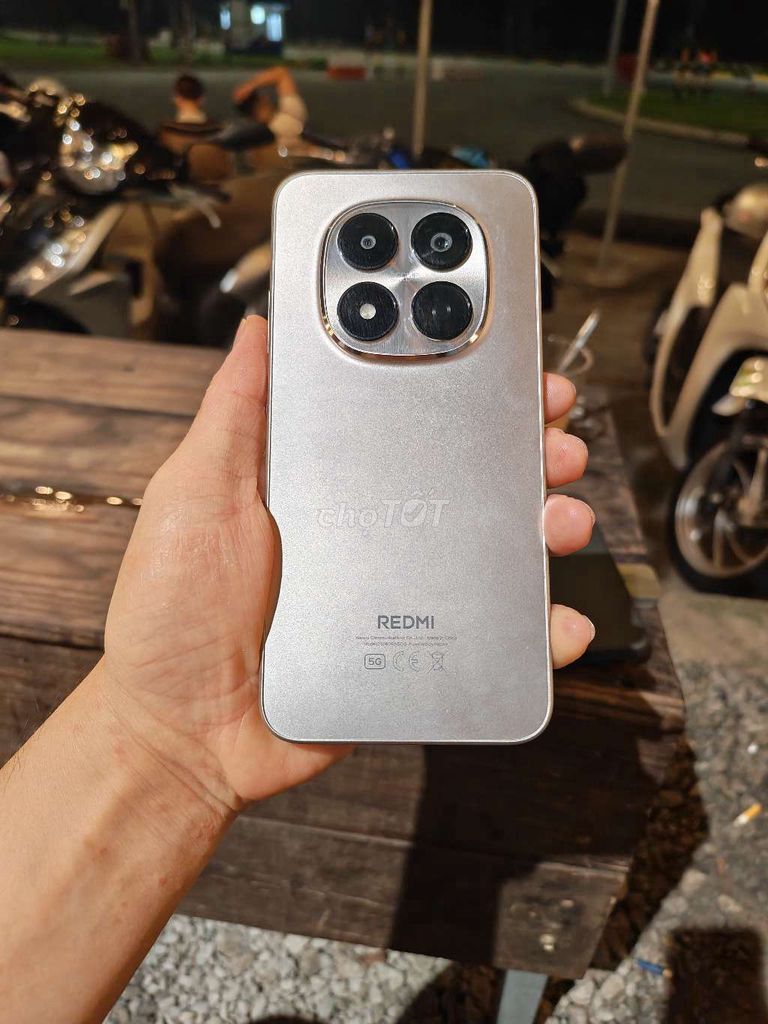 Xiaomi Redmi Note 15 Pro 5G 256GB Xám. Mua bán Điện thoại tại Thị xã Tân Uyên Bình Dương được đăng bởi Qui hình 1