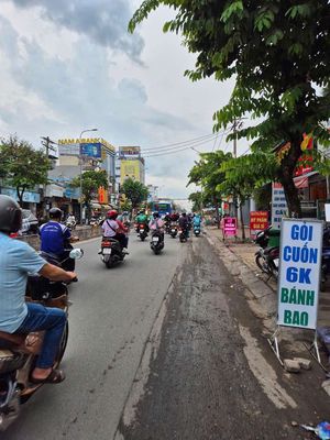 Bán Nhà Mặt tiền Hà Huy Giáp 4m6 x 28 , ngay khu cầu An Lộc. Mua bán văn phòng, mặt bằng kinh doanh tại Quận 12 Tp Hồ Chí Minh được đăng bởi ThanhNguyen