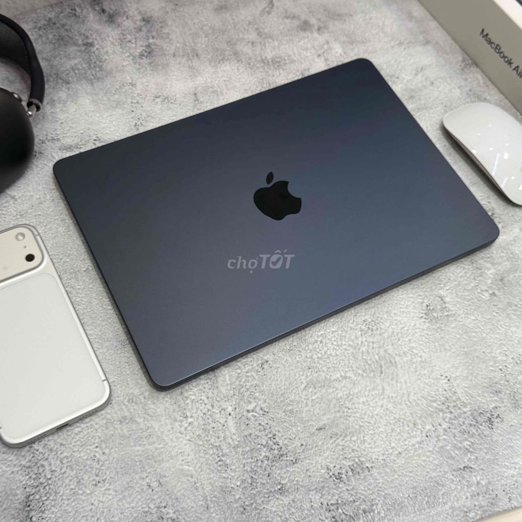 Macbook Air M4 13 inch 16GB/256GB Like New. Mua bán Laptop tại Quận Ninh Kiều Cần Thơ được đăng bởi Minh Phát hình 1