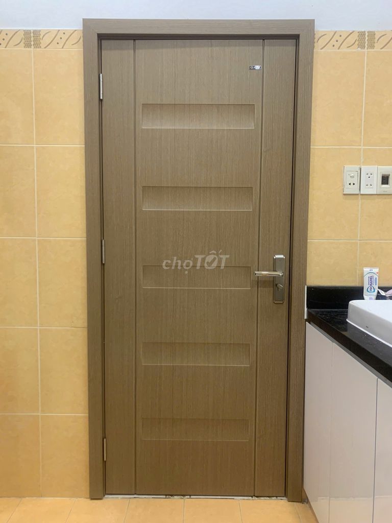 Cửa nhựa ABS chống nước, không mối mọt, tặng lề. Mua bán Nội thất, đồ gia dụng khác tại Quận Bình Tân Tp Hồ Chí Minh được đăng bởi Nguyễn Minh Ánh Quỳnh hình 3