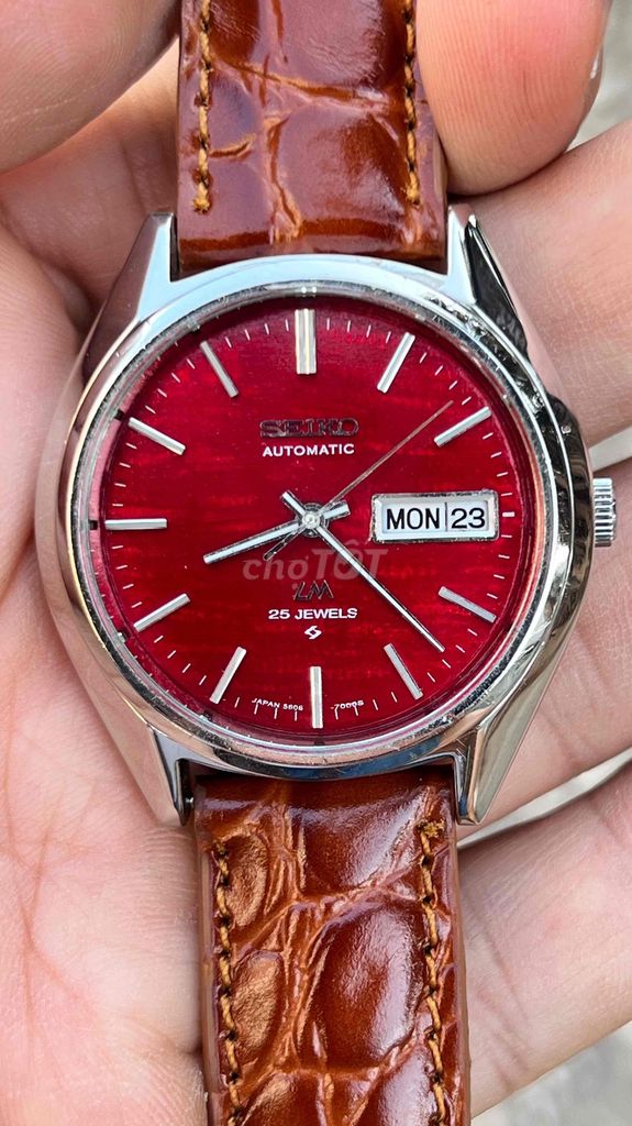 Đồng hồ Seiko LM Automatic Đỏ. Mua bán Đồng hồ tại Quận Tân Phú Tp Hồ Chí Minh được đăng bởi Huỳnh Ngọc Tươi hình 1