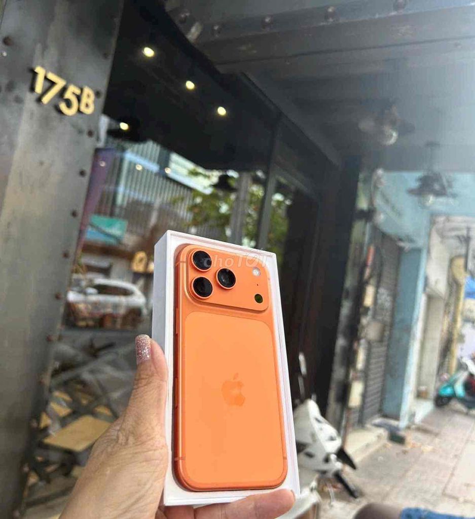 iphone17promax 256gb cam zp/a pin99 còn bht9/2026. Mua bán Điện thoại tại Quận 3 Tp Hồ Chí Minh được đăng bởi Nam Á Mobile hình 1