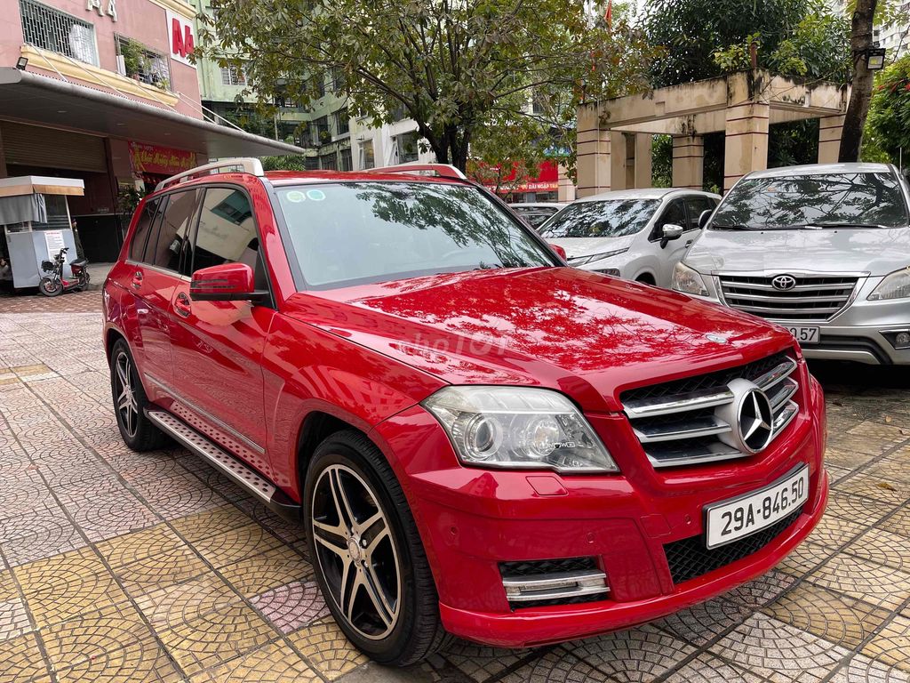 Mercedes Benz GLK Class 2010 300 4Matic - 170000 k. Mua bán Ô tô tại Quận Cầu Giấy Hà Nội được đăng bởi Nguyễn mạnh trường hình 1