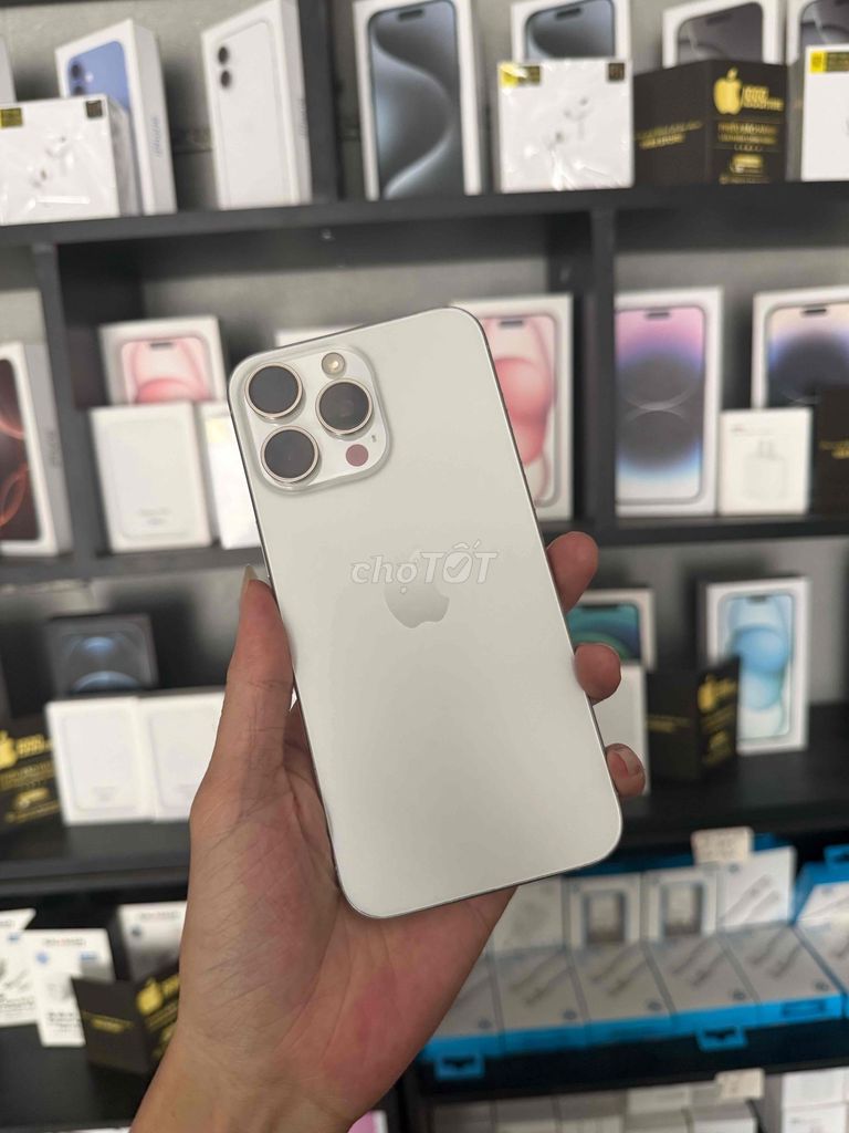 iPhone 15 Pro Max 256GB Trắng 97-98% giaoluu. Mua bán Điện thoại tại Thị xã Bến Cát Bình Dương được đăng bởi Devil Nguyễn hình 1