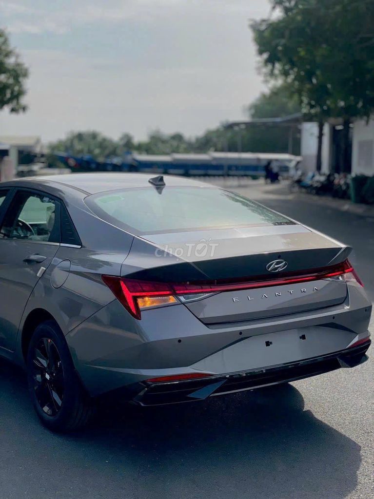 Hyundai Elantra 2025 2.0 AT Cao cấp. Mua bán Ô tô tại Quận 6 Tp Hồ Chí Minh được đăng bởi Chuyên ô tô Hyundai SG hình 5