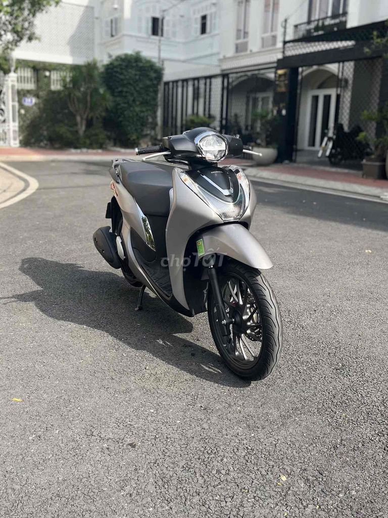 Cầm đồ th.lý Honda SH Mode ABS 2025 BS:84AA-15178. Mua bán Xe máy tại Quận 8 Tp Hồ Chí Minh được đăng bởi Tuấn Bon hình 3