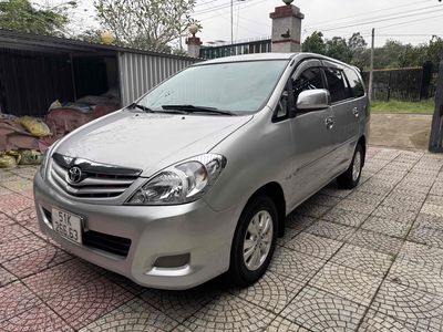 Toyota Innova G 2011 Bạc 153000 km. Mua bán Ô tô tại Huyện Dầu Tiếng Bình Dương được đăng bởi Đào Tấn