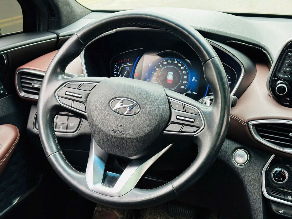 Hyundai Santa Fe Premium 2.2D Htrac 4x4 2019. Mua bán Ô tô tại Quận Cầu Giấy Hà Nội được đăng bởi Hùng Eco Auto hình 9