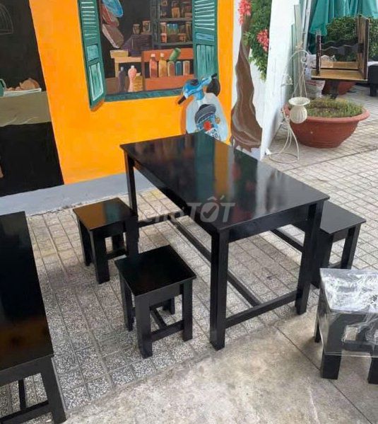 Bộ bàn ghế 60x80  mới 100%. Mua bán Bàn ghế tại Quận Tân Phú Tp Hồ Chí Minh được đăng bởi Duy Thuy hình 1