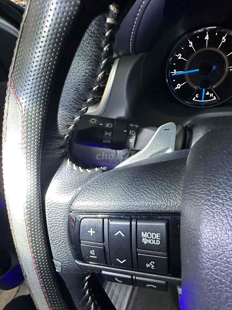Toyota Fortuner Bạc 19.106 km. Mua bán Ô tô tại Quận Tân Bình Tp Hồ Chí Minh được đăng bởi TOYOTA LÝ THƯỜNG KIỆT hình 11