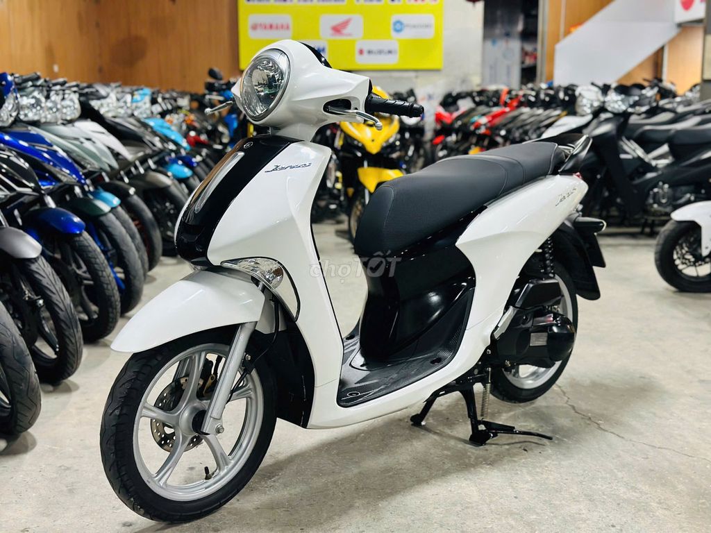 XE MÁYTHANH TÙNG_JANUS 125 TRẮNG XE NỮ ĐI BAO ZIN. Mua bán Xe máy tại Quận Nam Từ Liêm Hà Nội được đăng bởi THANH TÙNG hình 6