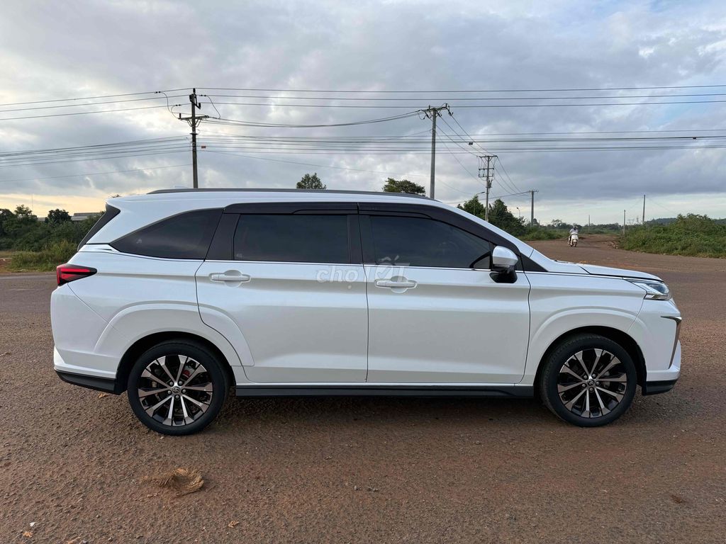 Toyota Veloz Cross 2022 CVT Top - 65000 km. Mua bán Ô tô tại Huyện Krông Búk Đắk Lắk được đăng bởi Tín Nguyễn hình 18