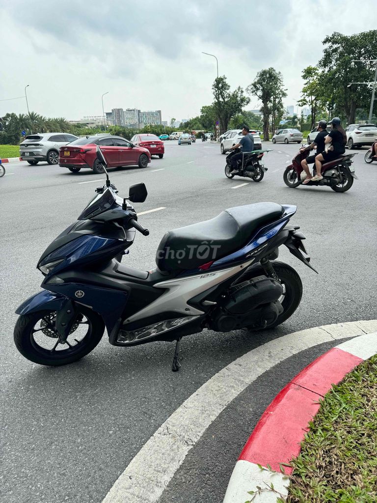 Mình bán Nvx 125 2018 v1 nguyên zin. Mua bán Xe máy tại Quận Nam Từ Liêm Hà Nội được đăng bởi Hiếu hình 1