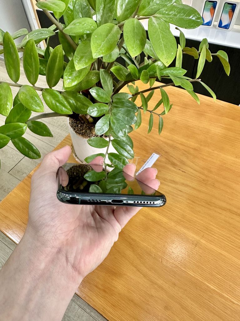 iPhone 11 Pro Max 256GB Xám. Mua bán Điện thoại tại Quận Thanh Khê Đà Nẵng được đăng bởi 2C MOBILE hình 1