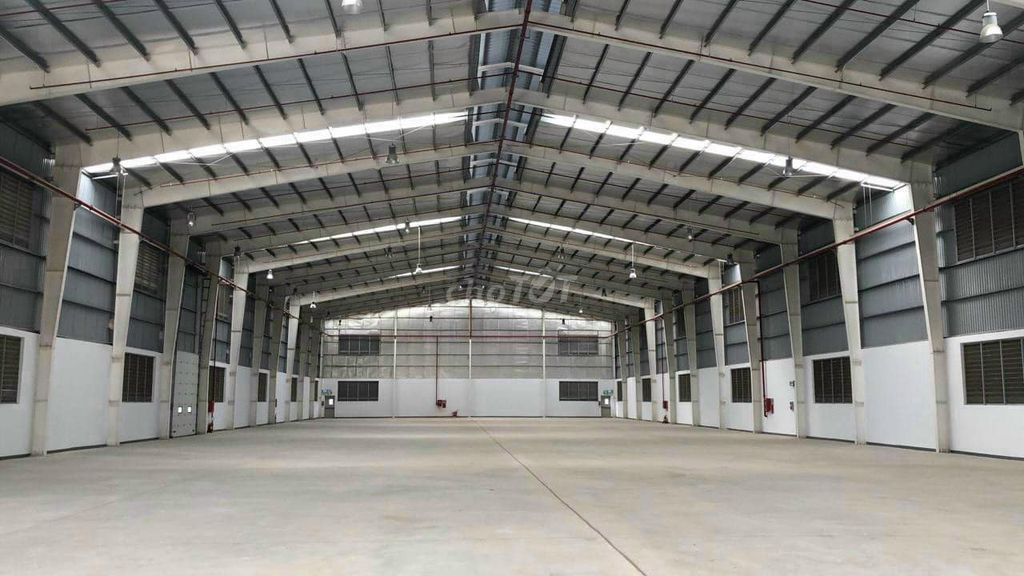 CHO THUÊ KHO XƯỞNG 3100M2 KCN ĐỨC HOÀ, LONG AN