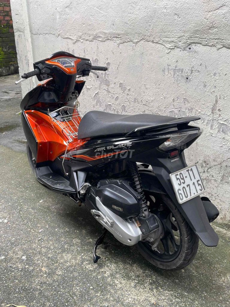 Honda Ab125 2014 chính chủ xe keng. Mua bán Xe máy tại Thành phố Thủ Đức Tp Hồ Chí Minh được đăng bởi Lê Hạnh hình 6