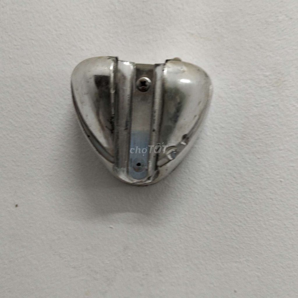 Giá đỡ vòi hoa sen bằng nhựa mạ bạc. Mua bán Thiết bị vệ sinh, nhà tắm tại Thành phố Buôn Ma Thuột Đắk Lắk được đăng bởi Nguyễn Thị Phương Thúy hình 1