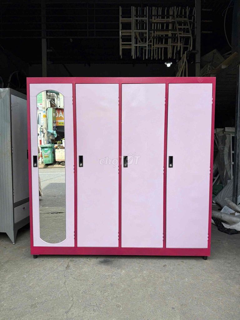 Tủ sắt 4 cánh Hồng 1m8 x 1m8. Mua bán Tủ, kệ gia đình tại Quận 12 Tp Hồ Chí Minh được đăng bởi Nội Thất Giá Xưởng  hình 1