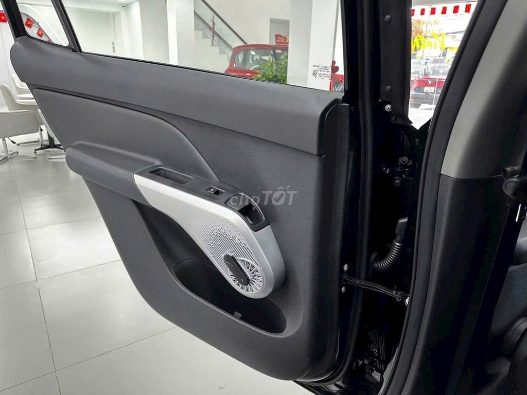 VinFast Limo Trả 80Triệu- Hỗ Trợ LS 3%- Giao Ngay. Mua bán Ô tô tại Thành phố Thủ Đức Tp Hồ Chí Minh được đăng bởi VINFAST SÀI GÒN hình 15