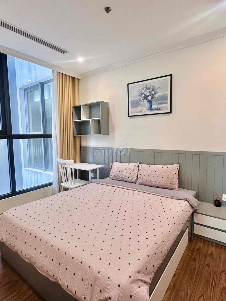 Редкость! 3-комн. кв. Vinhomes West Point 90м², полная меблировка, заселение сразу
