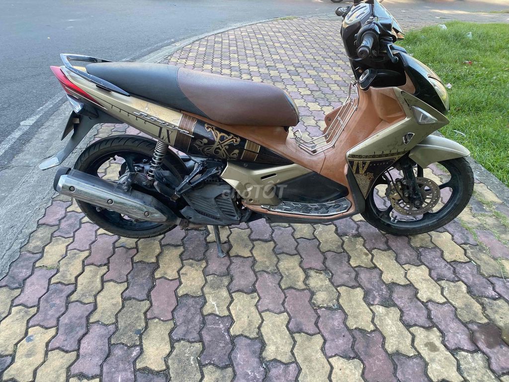 Yamaha No4 màu Vàng đồng. Mua bán Xe máy tại Quận Tân Bình Tp Hồ Chí Minh được đăng bởi Tý tay ga hình 8