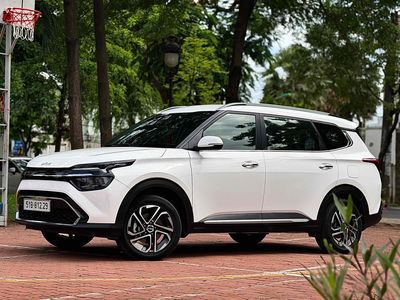 Kia Carens 2022 Luxury 7 chỗ Trắng