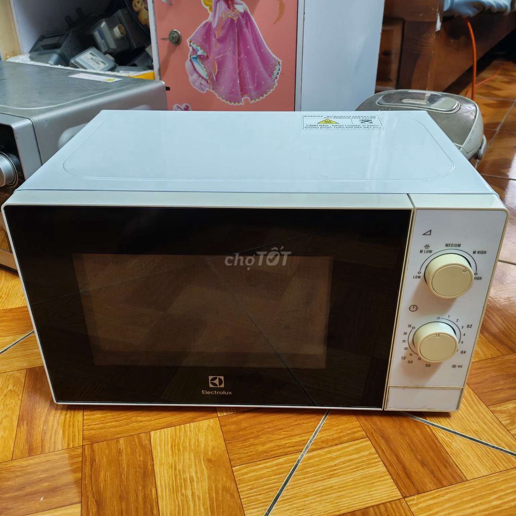 Lò vi sóng Electrolux 20l. Mua bán Bếp, lò, đồ điện nhà bếp tại Quận Hà Đông Hà Nội được đăng bởi Chu Toàn hình 1