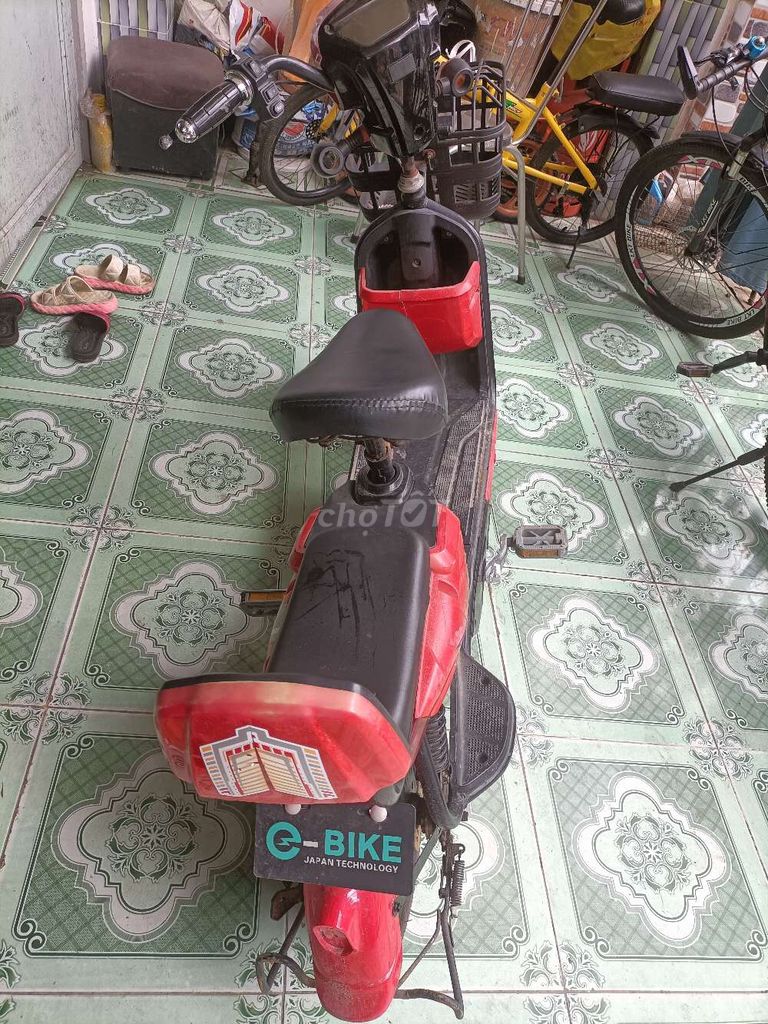 Xe đạp điện G-Bike Green Travel màu đỏ. Mua bán Xe điện tại Huyện Châu Phú An Giang được đăng bởi Phuc Nguyen hình 4