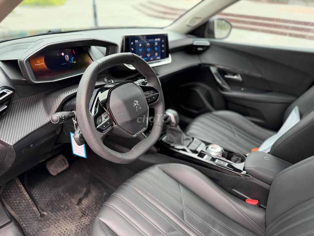 Peugeot 2008 GTline 2022 44000 km Đen. Mua bán Ô tô tại Huyện Thuỷ Nguyên Hải Phòng được đăng bởi Bùi Đỗ Tuấn hình 13
