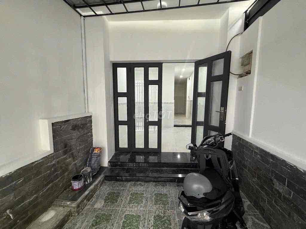 NHÀ MỚI CÓ MÁY LẠNH 3,7*16m 2LẦU ST 3PN 3WC HXH NGUYỄN DU