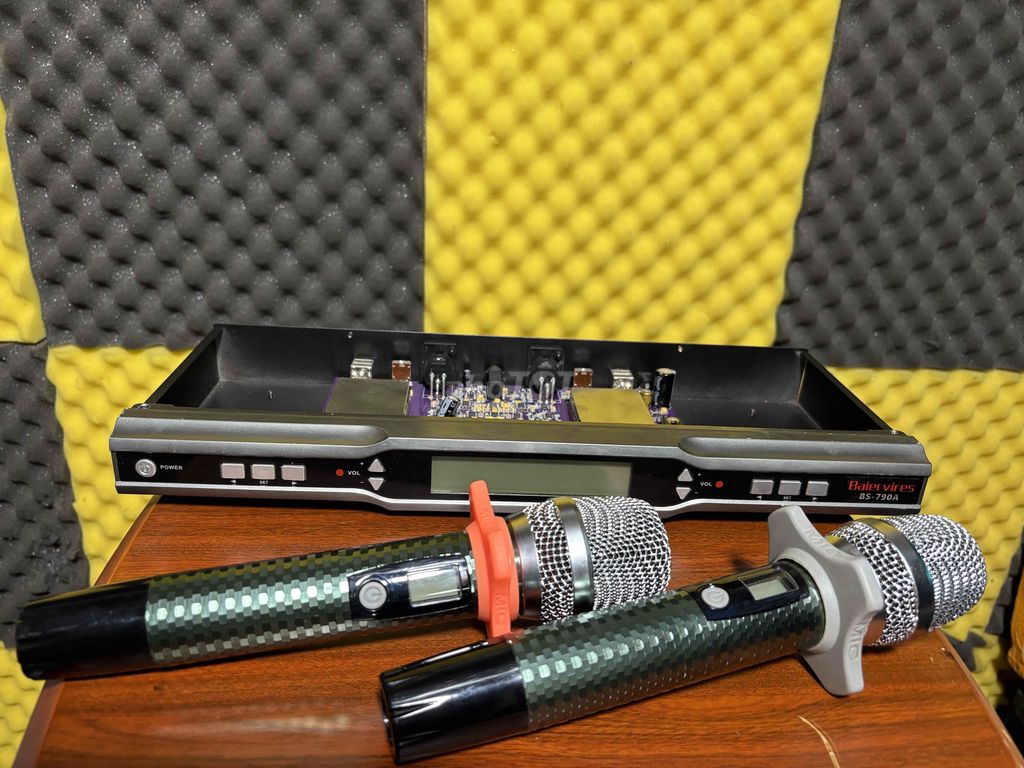 Micro không dây Bãi xịn các loại. Mua bán Tivi, Âm thanh tại Huyện Thái Thụy Thái Bình được đăng bởi Quyền hình 1