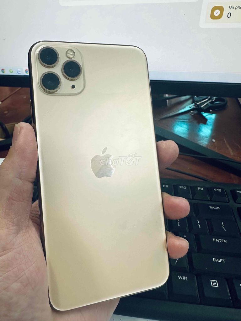 Apple iPhone 11 Pro Max 64GB Vàng gold. Mua bán Điện thoại tại Huyện Hòa Vang Đà Nẵng được đăng bởi Hải Lê hình 1