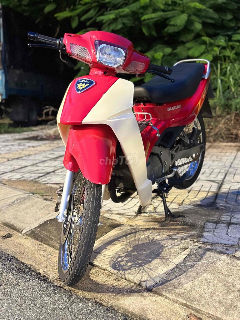 Xipo 98 đúng xe zin giấy zin gốc hải quan nha ae. Mua bán Xe máy tại Huyện Gò Công Đông Tiền Giang được đăng bởi Hien hình 18