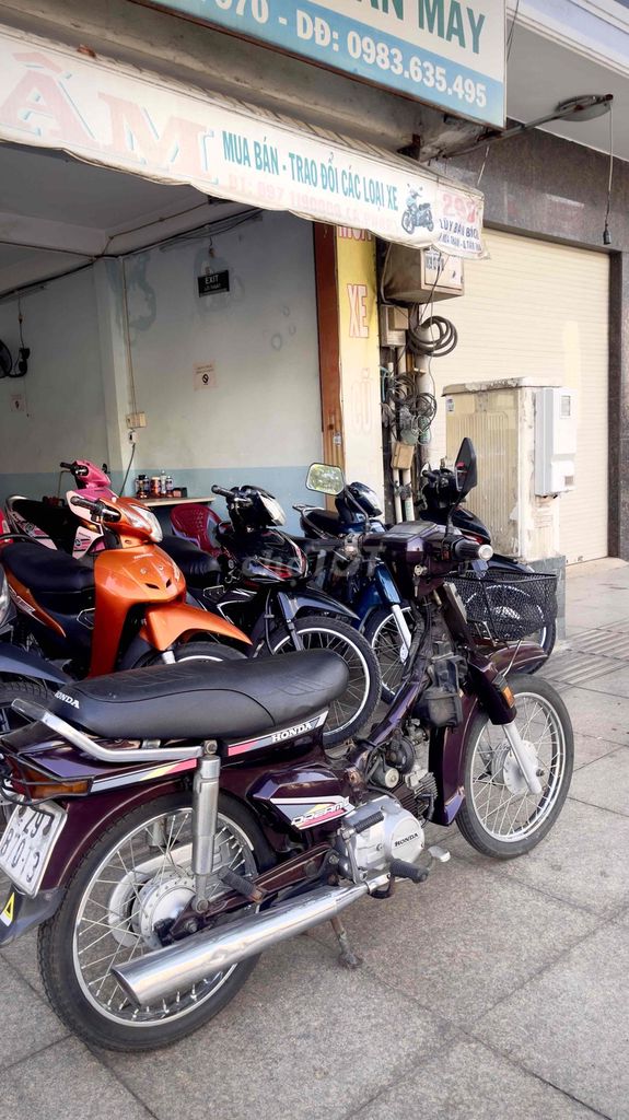 Honda Dream Thái 1993 Nâu. Mua bán Xe máy tại Quận Tân Phú Tp Hồ Chí Minh được đăng bởi Xe Máy Lâm 290 hình 13