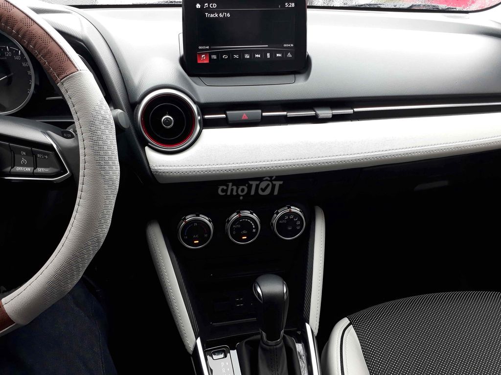 Mazda 2 2019 Sport Luxury - 31000 km. Mua bán Ô tô tại Thành phố Biên Hòa Đồng Nai được đăng bởi Nam Tran hình 8