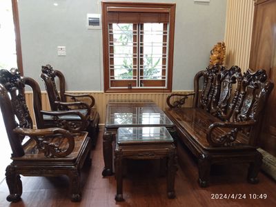Bán Bộ bàn ghế làm bằng nguyên liệu gỗ mun cao cấp