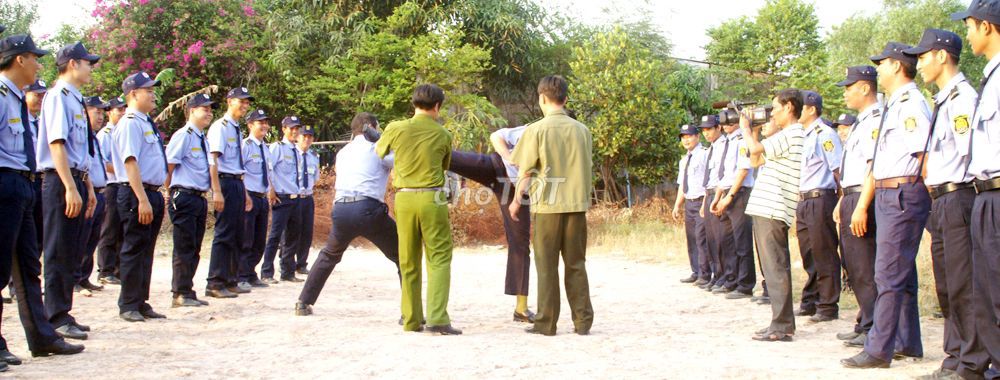 TUYỂN BẢO VỆ NHẬN VIỆC LUÔN BÌNH DƯƠNG (BAO ĂN, Ở). Việc làm tại Thị xã Tân Uyên Bình Dương được đăng bởi Công ty TNHH DV Bảo Vệ Thăng Long Sài Gòn hình 2