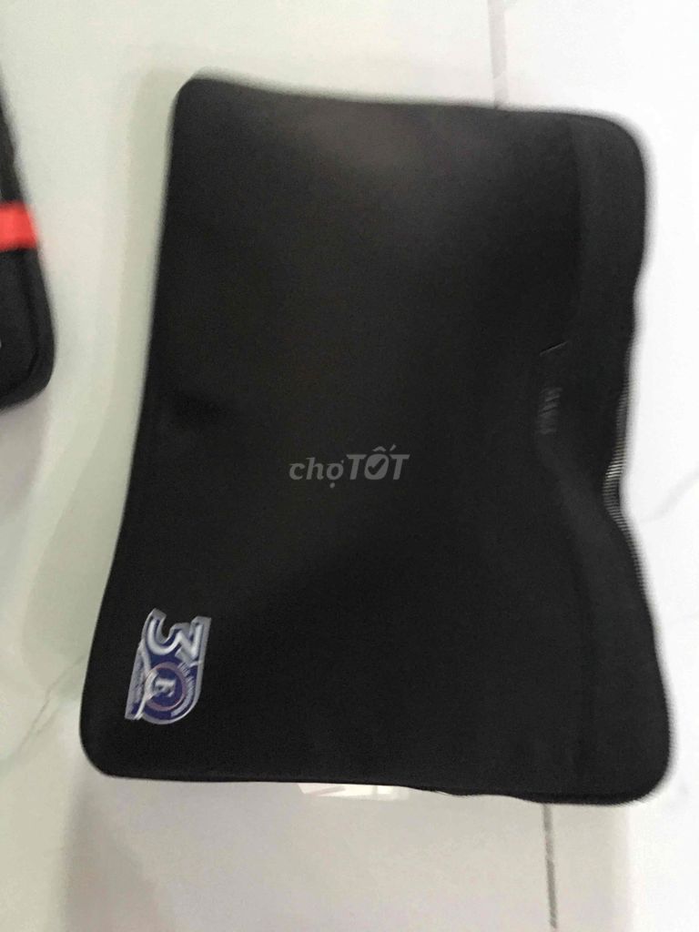 Túi chống sốc  Laptop. Mua bán Túi xách tại Thành phố Thủ Đức Tp Hồ Chí Minh được đăng bởi Truyen Nguyen Dang hình 3